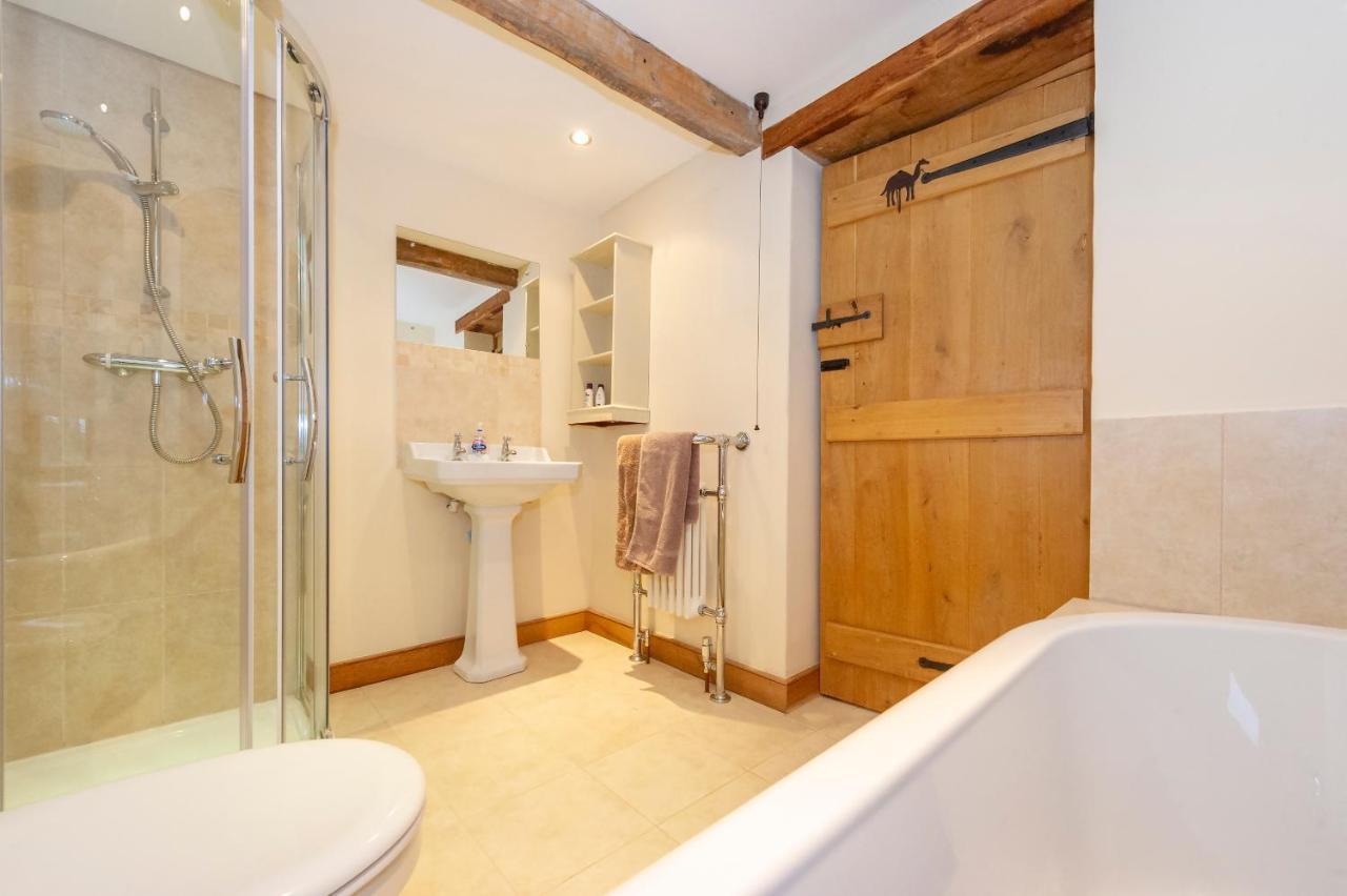 Wedmore Castle Farm Bed & Breakfast エクステリア 写真