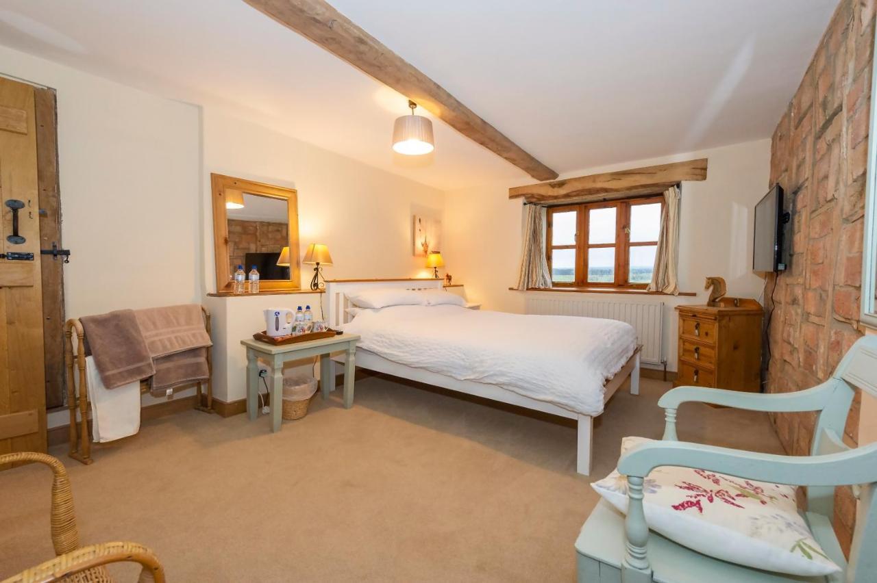 Wedmore Castle Farm Bed & Breakfast エクステリア 写真